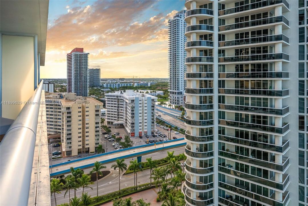 En Venta: $1,215,000 (2 camas, 2 baños, 1337 Pies cuadrados)