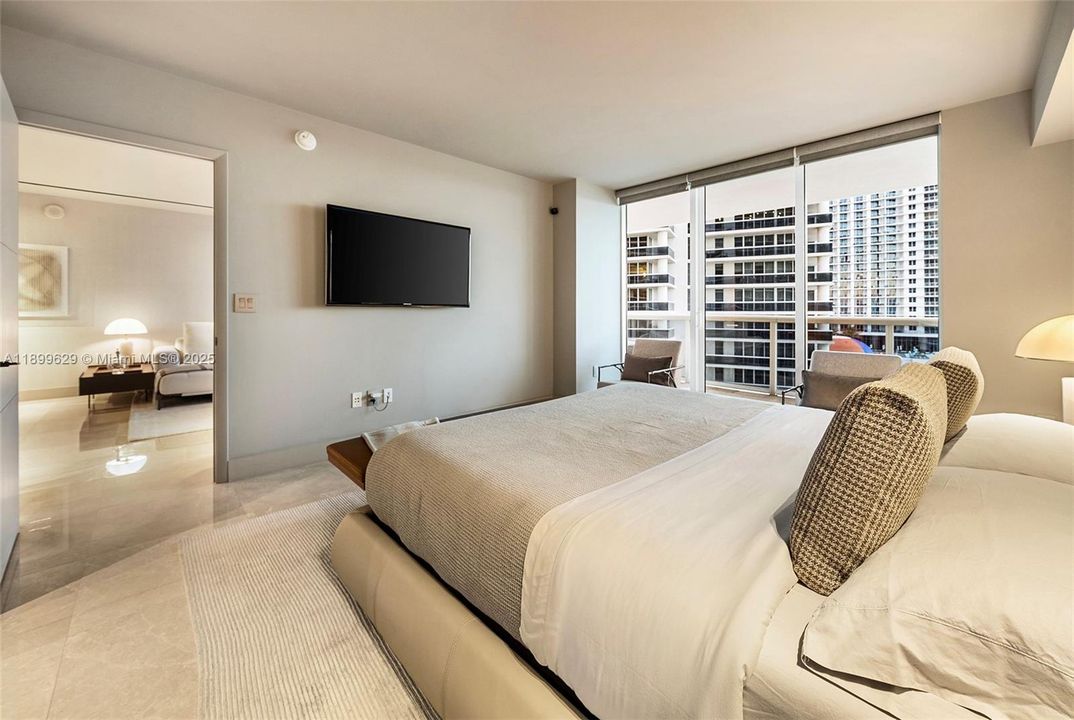 En Venta: $1,215,000 (2 camas, 2 baños, 1337 Pies cuadrados)