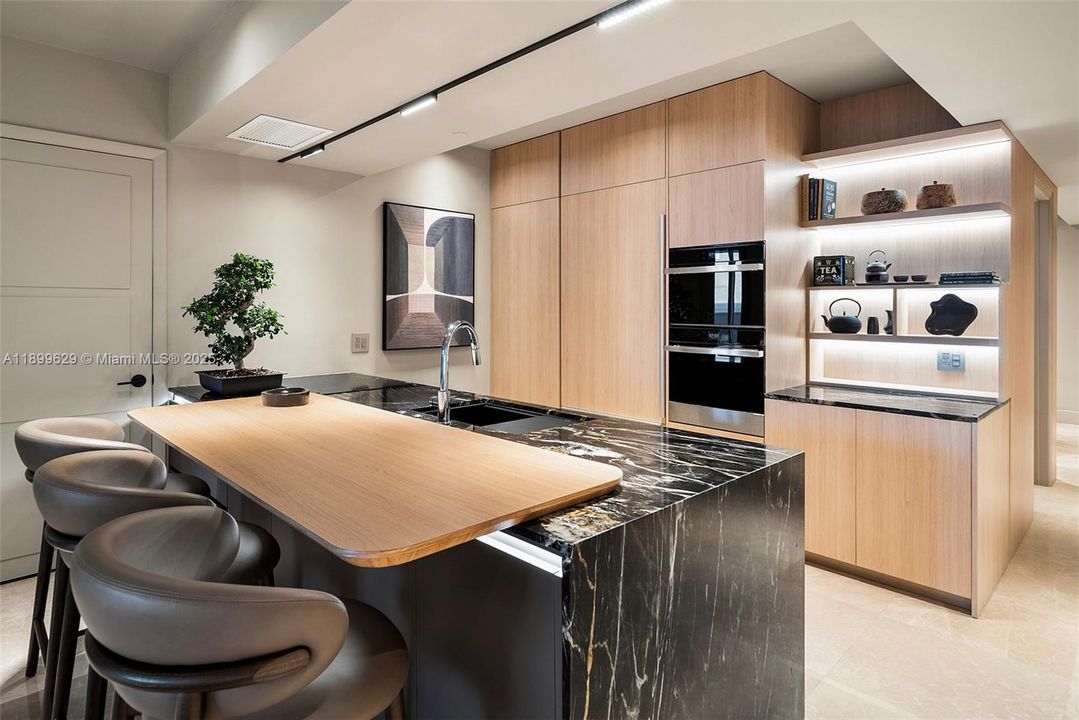 En Venta: $1,215,000 (2 camas, 2 baños, 1337 Pies cuadrados)