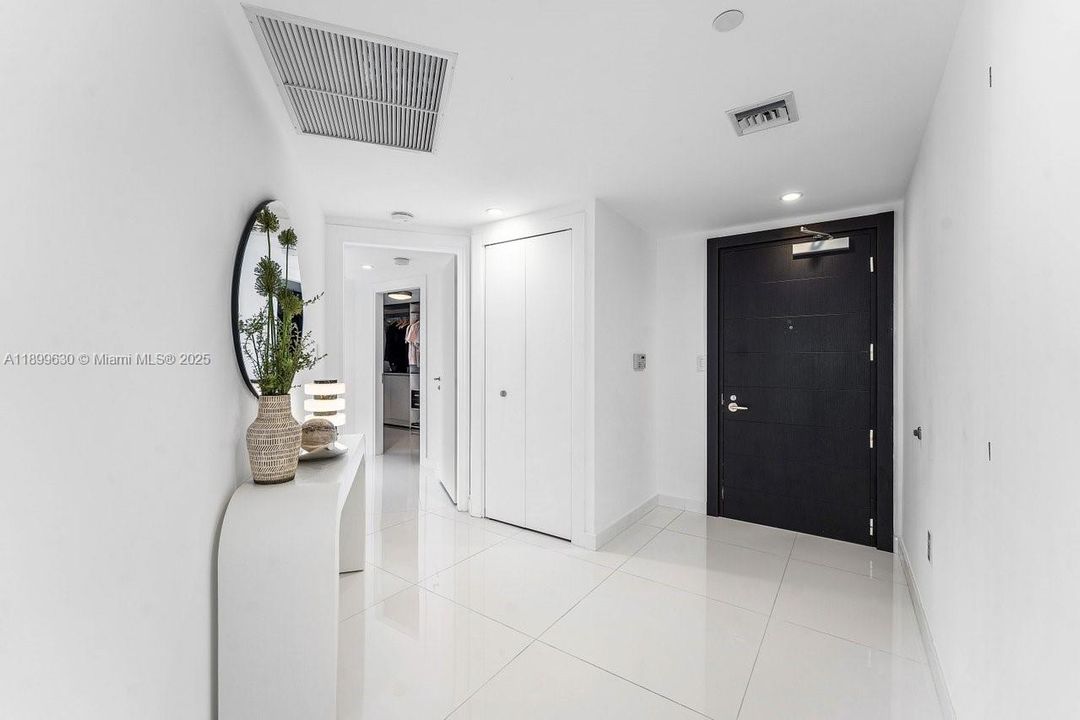 Recently Rented: $10,000 (2 beds, 2 baths, 1539 Square Feet)