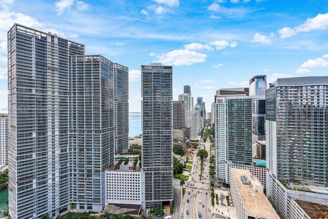 Recently Rented: $10,000 (2 beds, 2 baths, 1539 Square Feet)