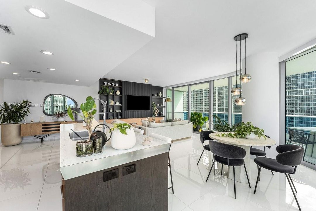 Recently Rented: $10,000 (2 beds, 2 baths, 1539 Square Feet)