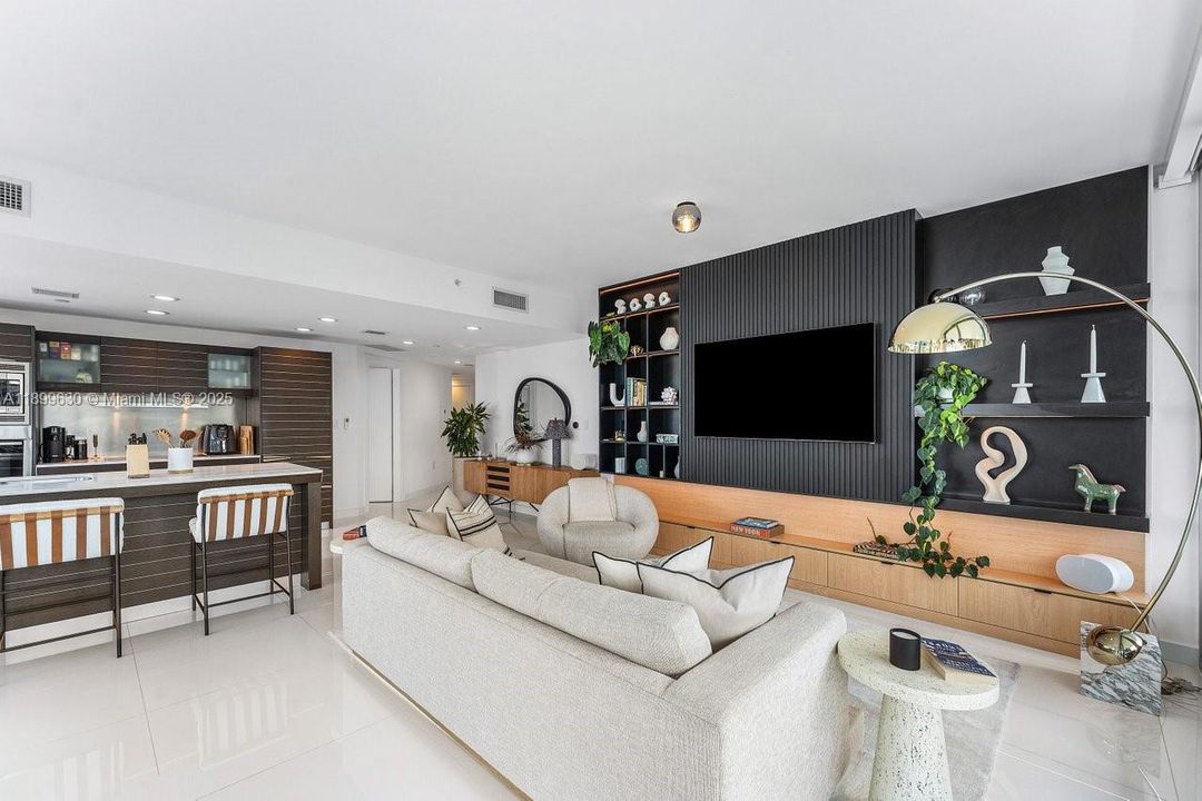 Recently Rented: $10,000 (2 beds, 2 baths, 1539 Square Feet)