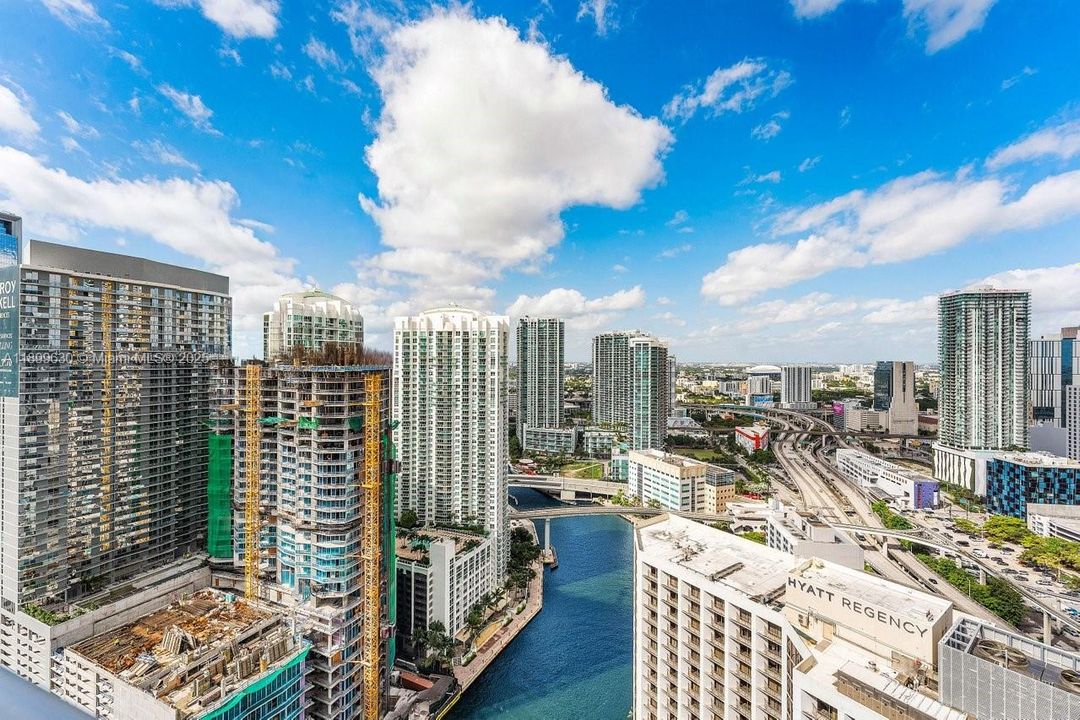 Recently Rented: $10,000 (2 beds, 2 baths, 1539 Square Feet)