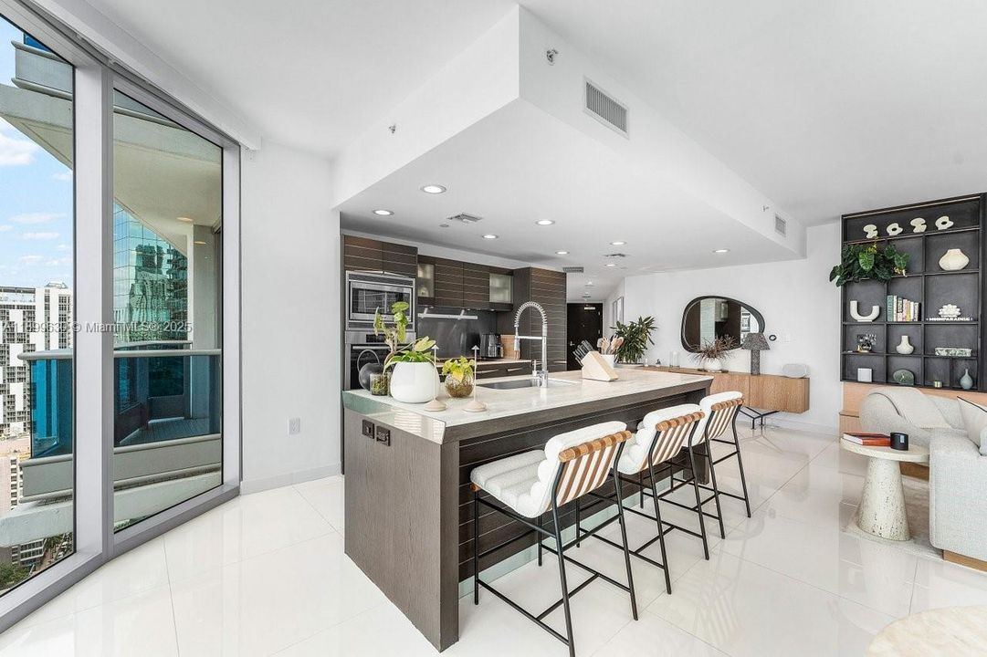 Recently Rented: $10,000 (2 beds, 2 baths, 1539 Square Feet)