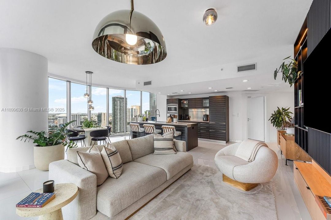 Recently Rented: $10,000 (2 beds, 2 baths, 1539 Square Feet)