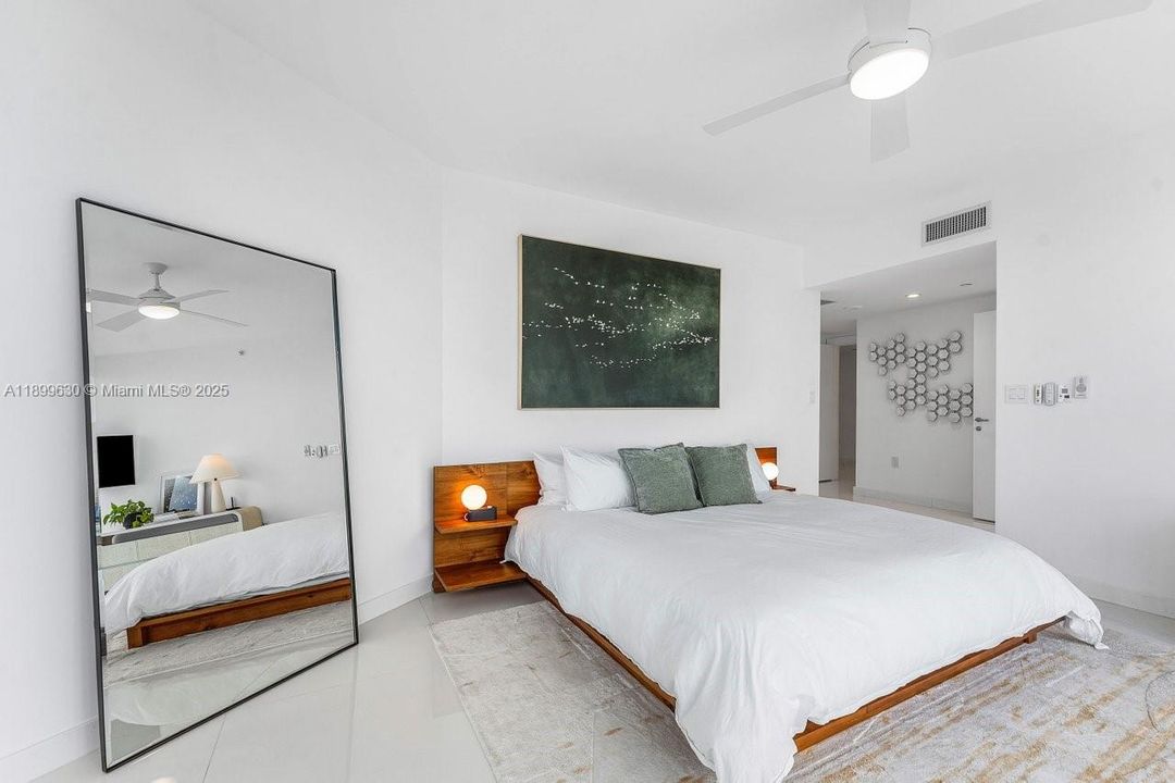 Recently Rented: $10,000 (2 beds, 2 baths, 1539 Square Feet)