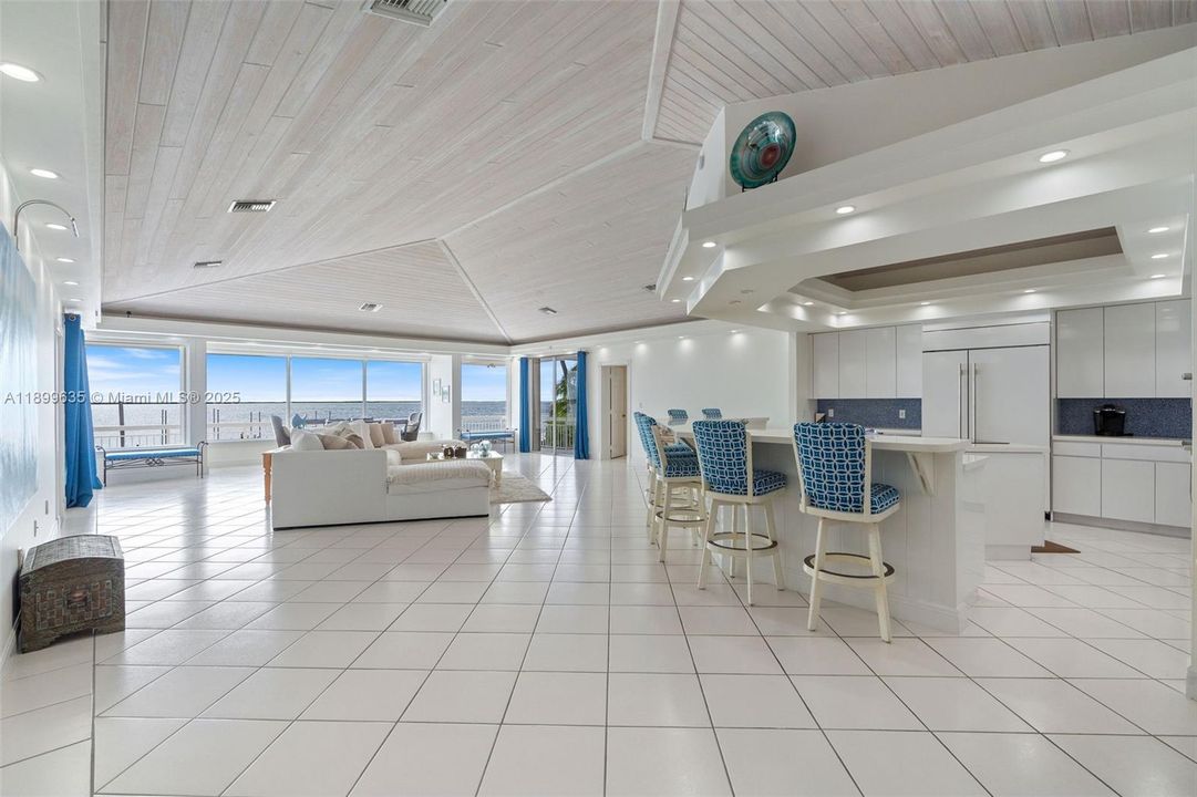 For Sale: $4,250,000 (4 beds, 3 baths, 3440 Square Feet)