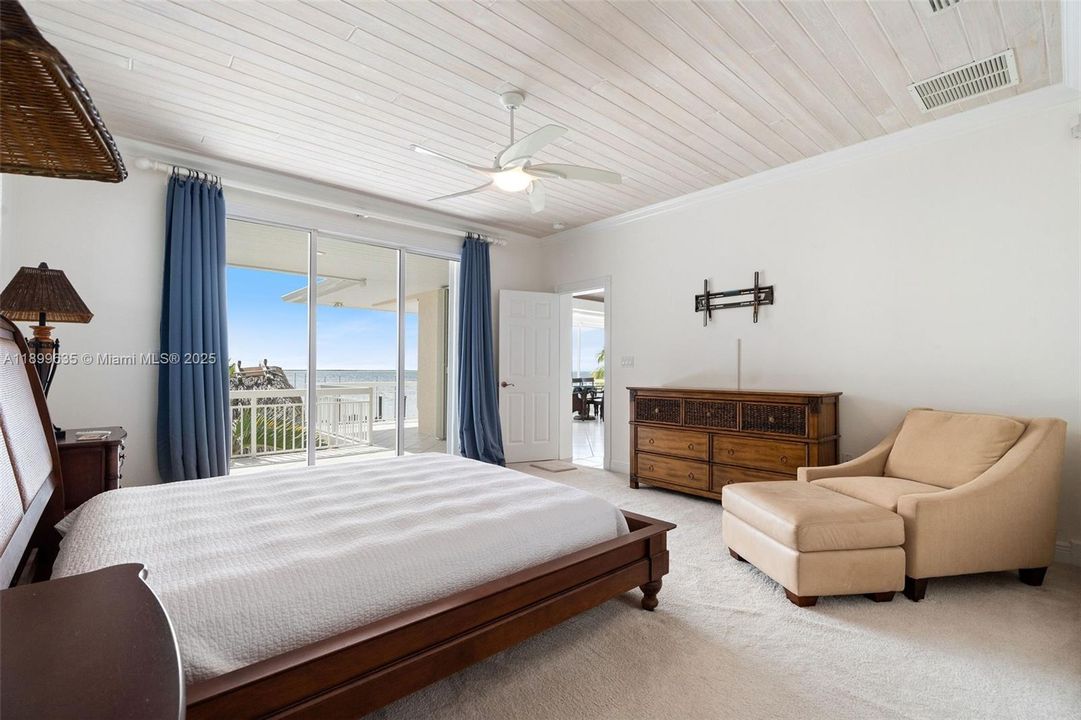 For Sale: $4,250,000 (4 beds, 3 baths, 3440 Square Feet)