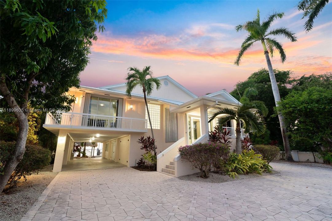 For Sale: $4,250,000 (4 beds, 3 baths, 3440 Square Feet)