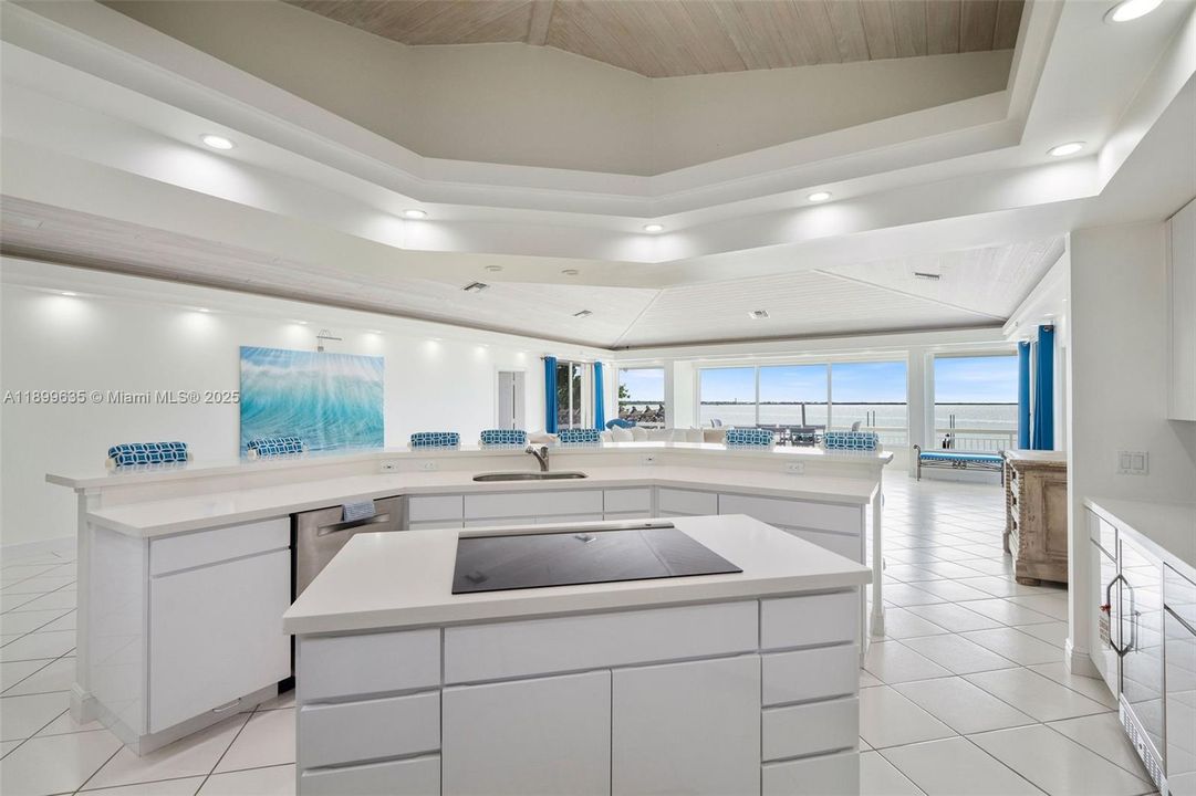 For Sale: $4,250,000 (4 beds, 3 baths, 3440 Square Feet)