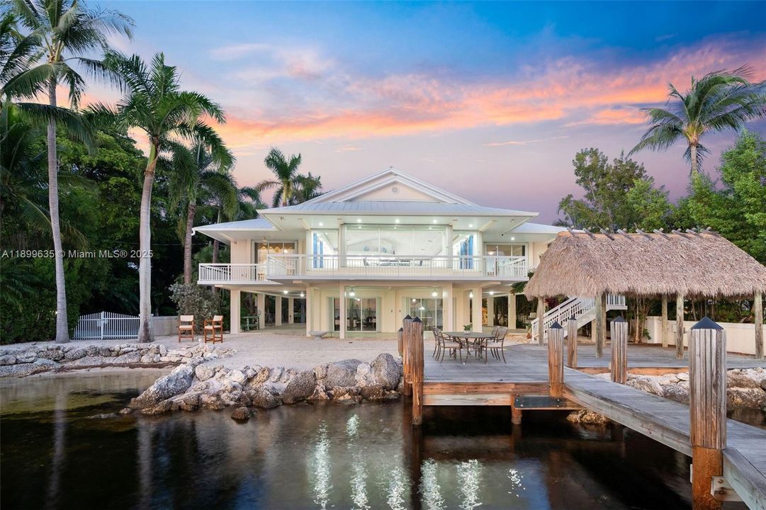 For Sale: $4,250,000 (4 beds, 3 baths, 3440 Square Feet)