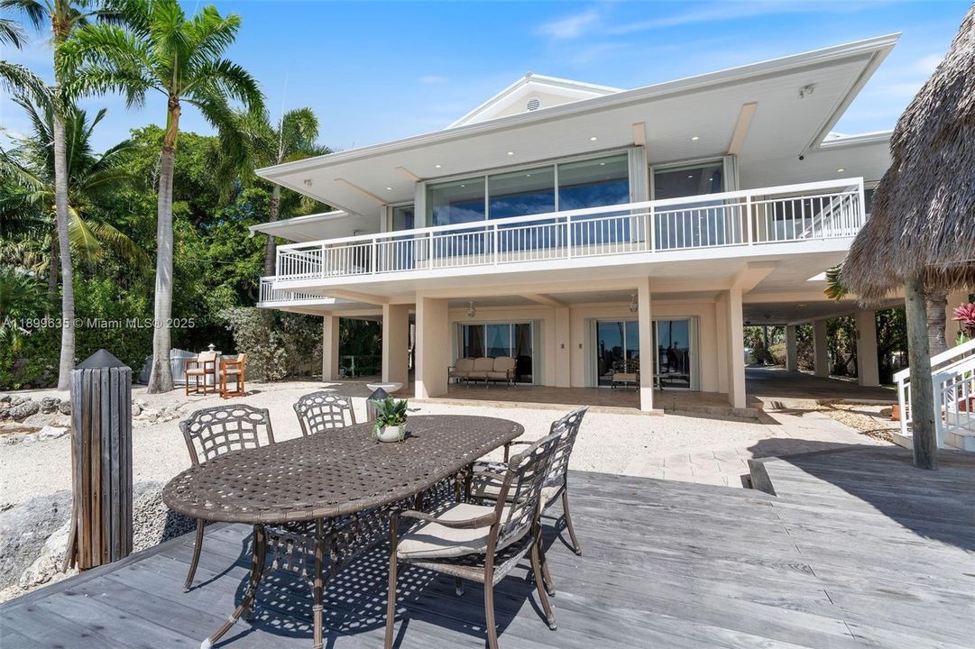 For Sale: $4,250,000 (4 beds, 3 baths, 3440 Square Feet)