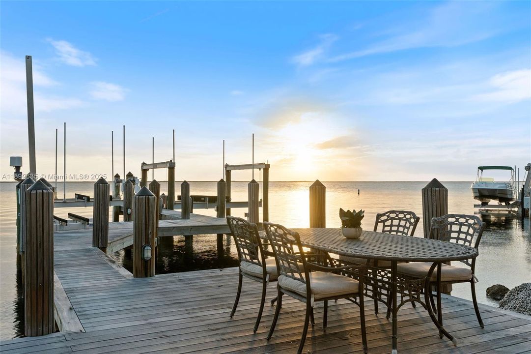 For Sale: $4,250,000 (4 beds, 3 baths, 3440 Square Feet)