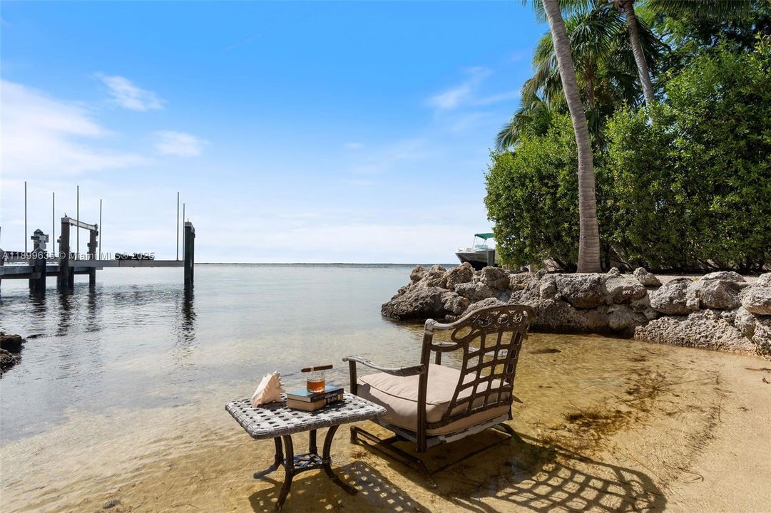 For Sale: $4,250,000 (4 beds, 3 baths, 3440 Square Feet)