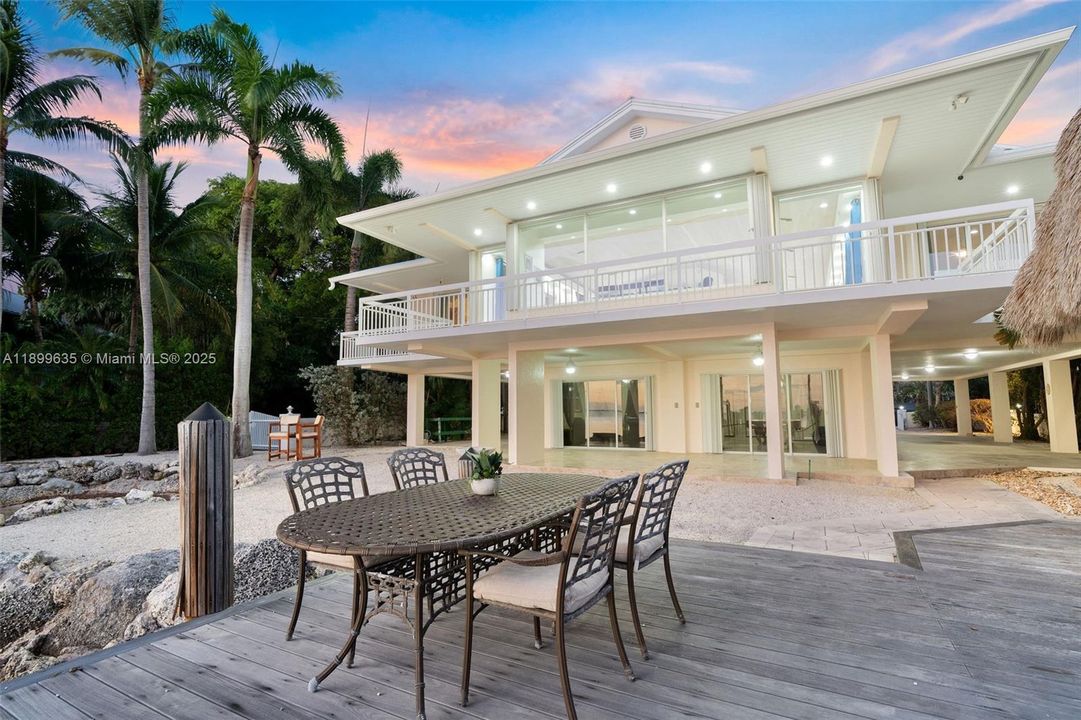 For Sale: $4,250,000 (4 beds, 3 baths, 3440 Square Feet)