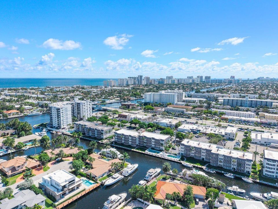 出租: $3,000 (2 贝兹, 2 浴室, 1300 平方英尺)