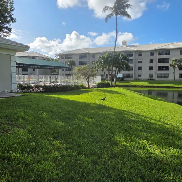 For Sale: $255,000 (2 beds, 2 baths, 1385 Square Feet)