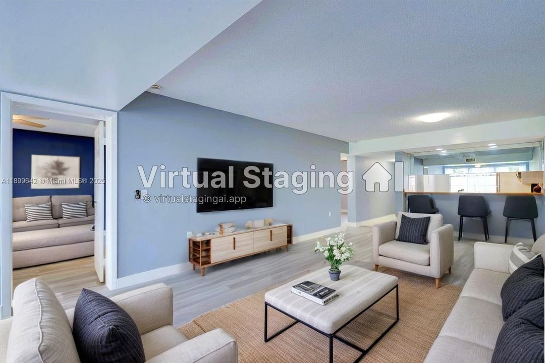 For Sale: $255,000 (2 beds, 2 baths, 1385 Square Feet)