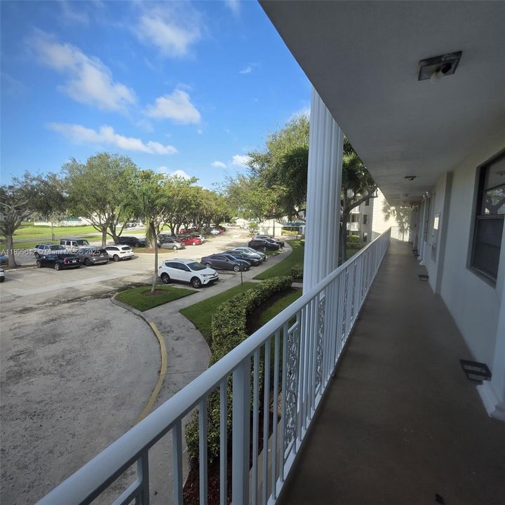For Sale: $255,000 (2 beds, 2 baths, 1385 Square Feet)