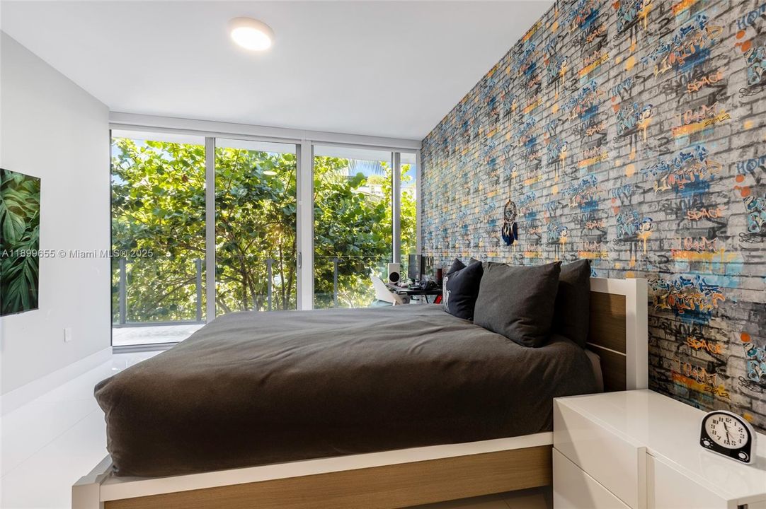 For Sale: $17,500,000 (5 beds, 5 baths, 5586 Square Feet)