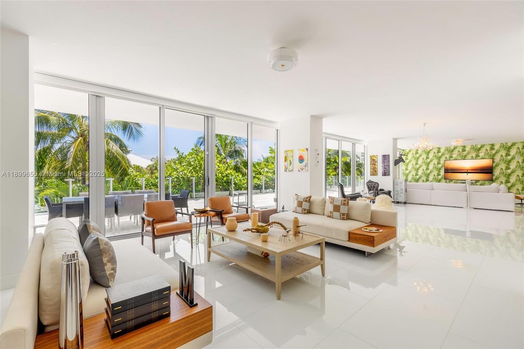 For Sale: $17,500,000 (5 beds, 5 baths, 5586 Square Feet)