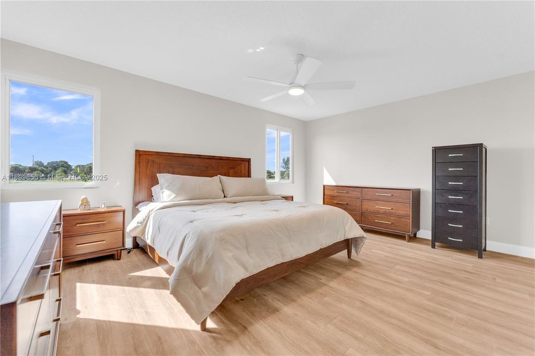 Active With Contract: $554,000 (3 beds, 3 baths, 1749 Square Feet)