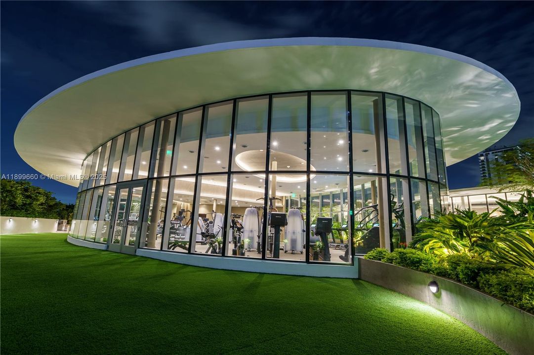 出租: $19,000 (4 贝兹, 5 浴室, 3417 平方英尺)