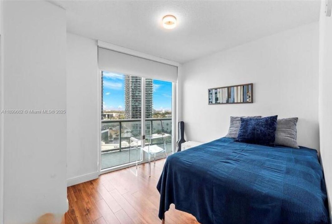 For Rent: $5,800 (2 beds, 2 baths, 1380 Square Feet)