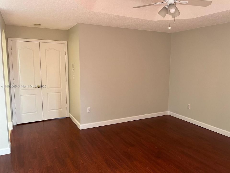 Recently Rented: $3,600 (3 beds, 2 baths, 1743 Square Feet)