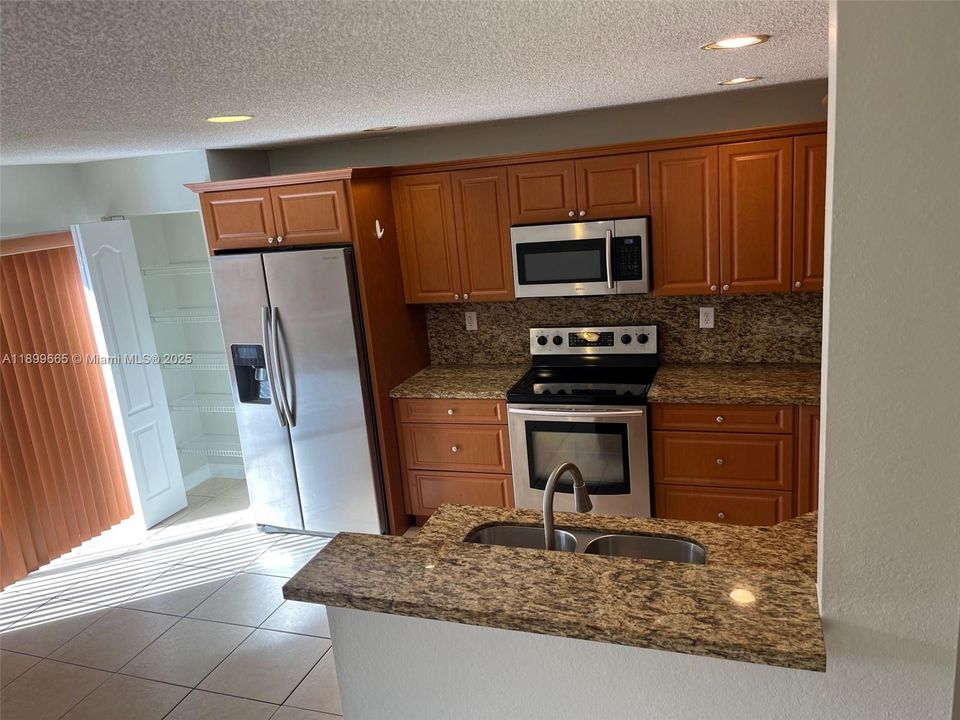 Recently Rented: $3,600 (3 beds, 2 baths, 1743 Square Feet)