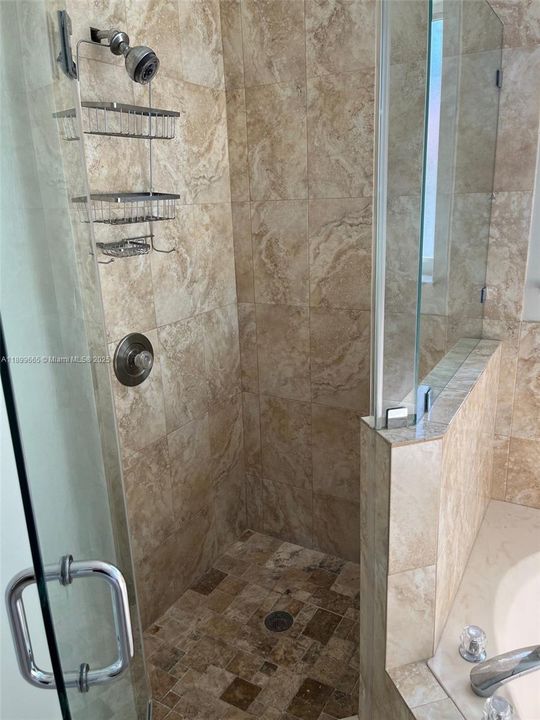 Recently Rented: $3,600 (3 beds, 2 baths, 1743 Square Feet)