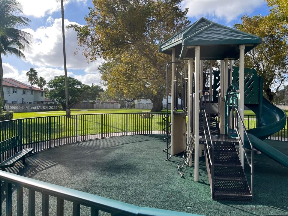 Recently Rented: $3,600 (3 beds, 2 baths, 1743 Square Feet)