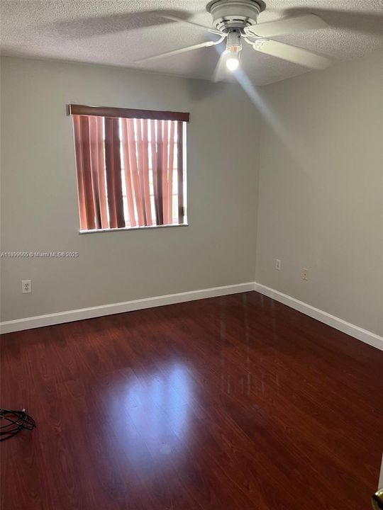 Recently Rented: $3,600 (3 beds, 2 baths, 1743 Square Feet)