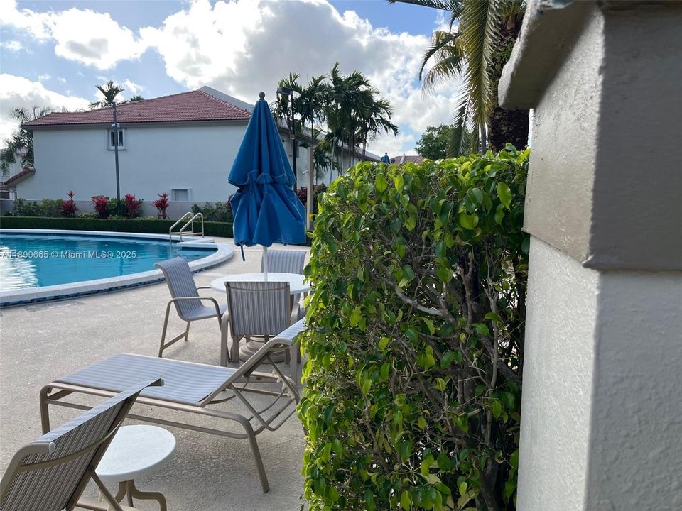 Recently Rented: $3,600 (3 beds, 2 baths, 1743 Square Feet)