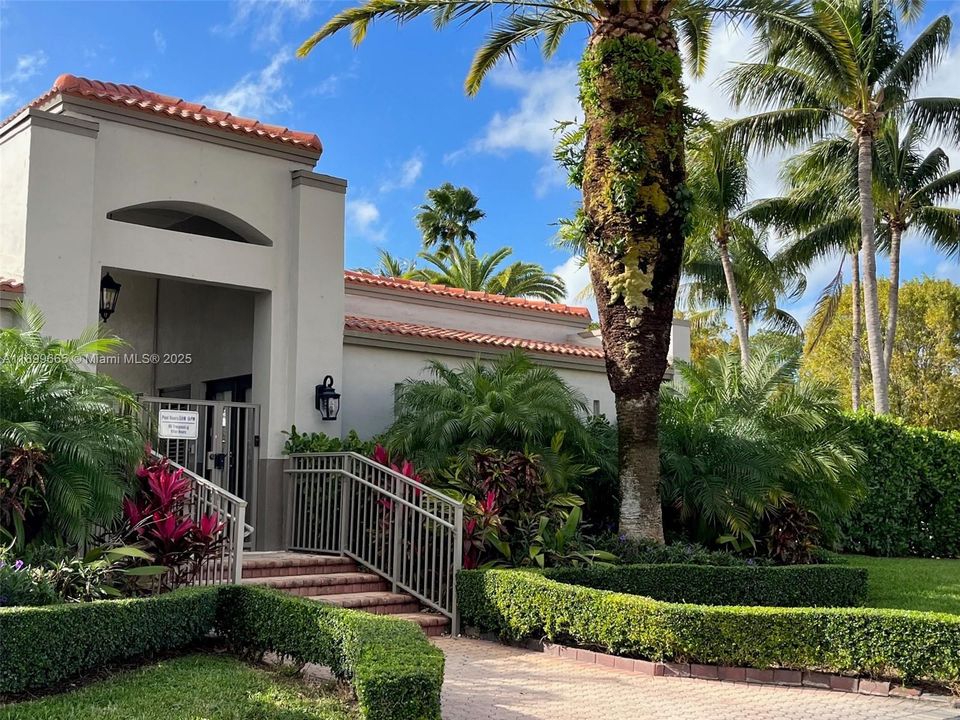 Recently Rented: $3,600 (3 beds, 2 baths, 1743 Square Feet)