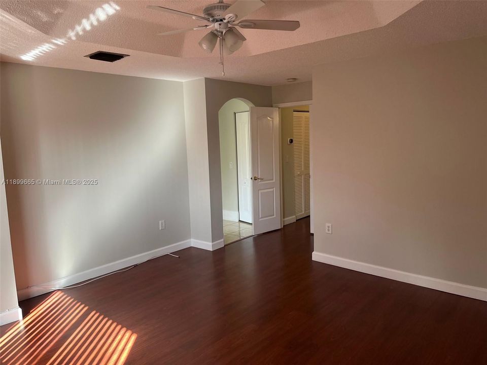 Recently Rented: $3,600 (3 beds, 2 baths, 1743 Square Feet)