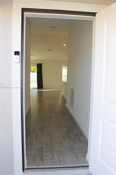 For Rent: $2,300 (4 beds, 2 baths, 0 Square Feet)