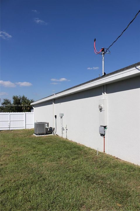 For Rent: $2,300 (4 beds, 2 baths, 0 Square Feet)