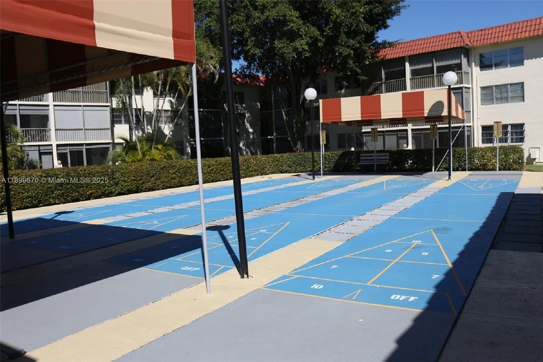 For Sale: $219,900 (2 beds, 2 baths, 1170 Square Feet)