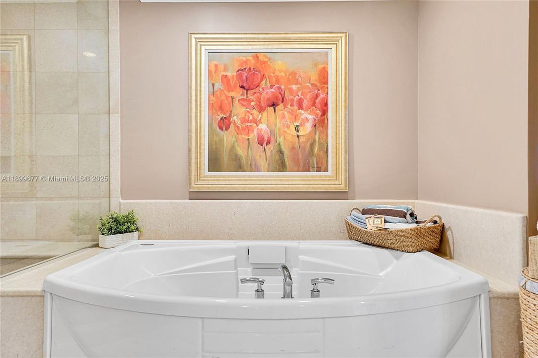 For Rent: $9,000 (3 beds, 3 baths, 2308 Square Feet)