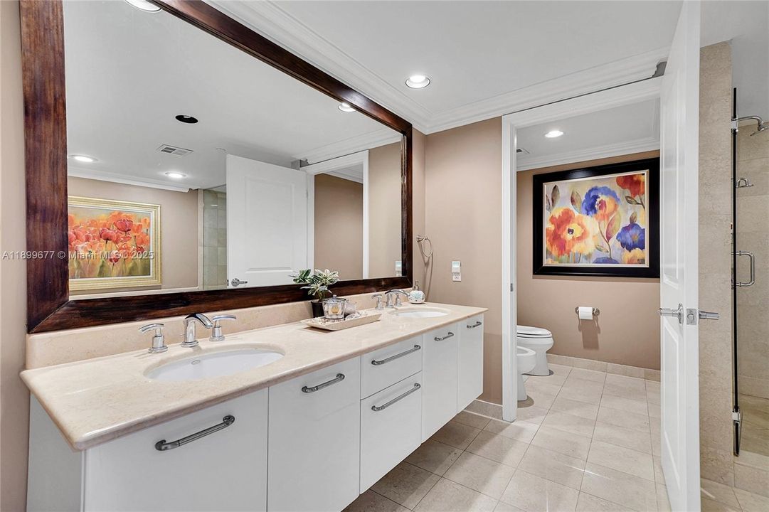 For Rent: $9,000 (3 beds, 3 baths, 2308 Square Feet)