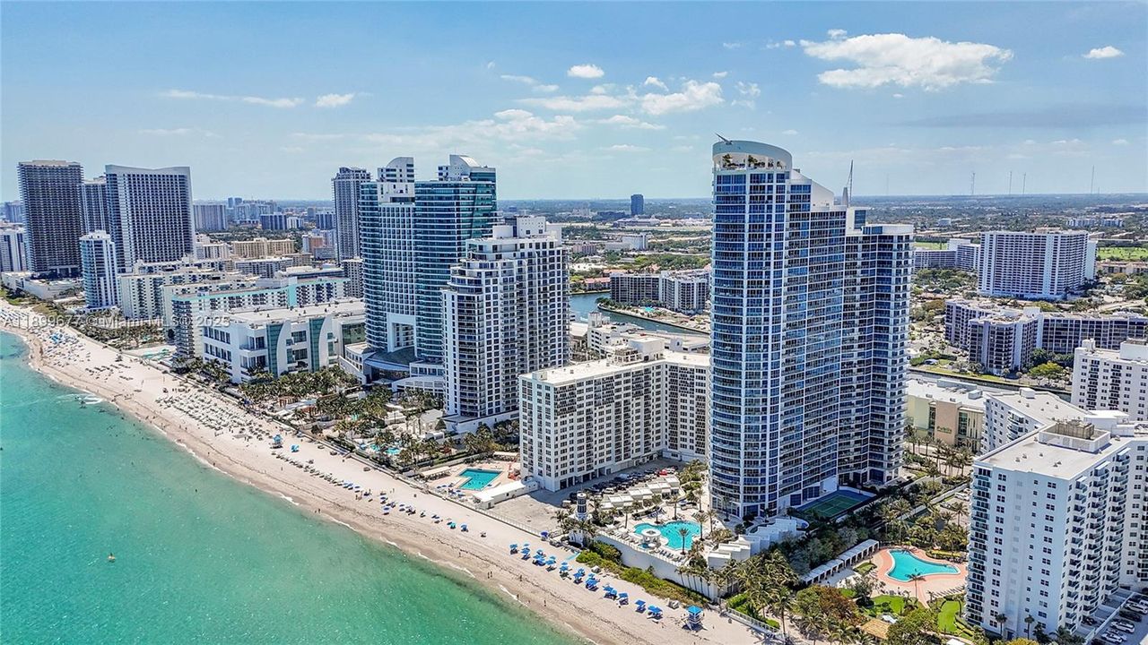 For Rent: $9,000 (3 beds, 3 baths, 2308 Square Feet)