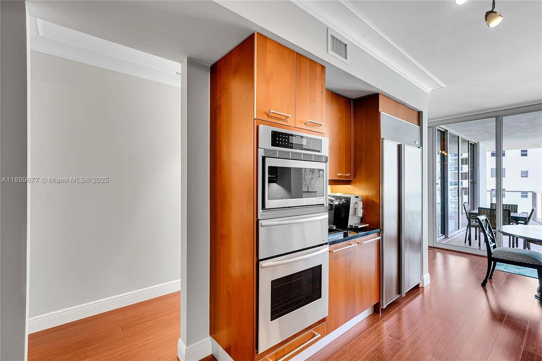 For Rent: $9,000 (3 beds, 3 baths, 2308 Square Feet)