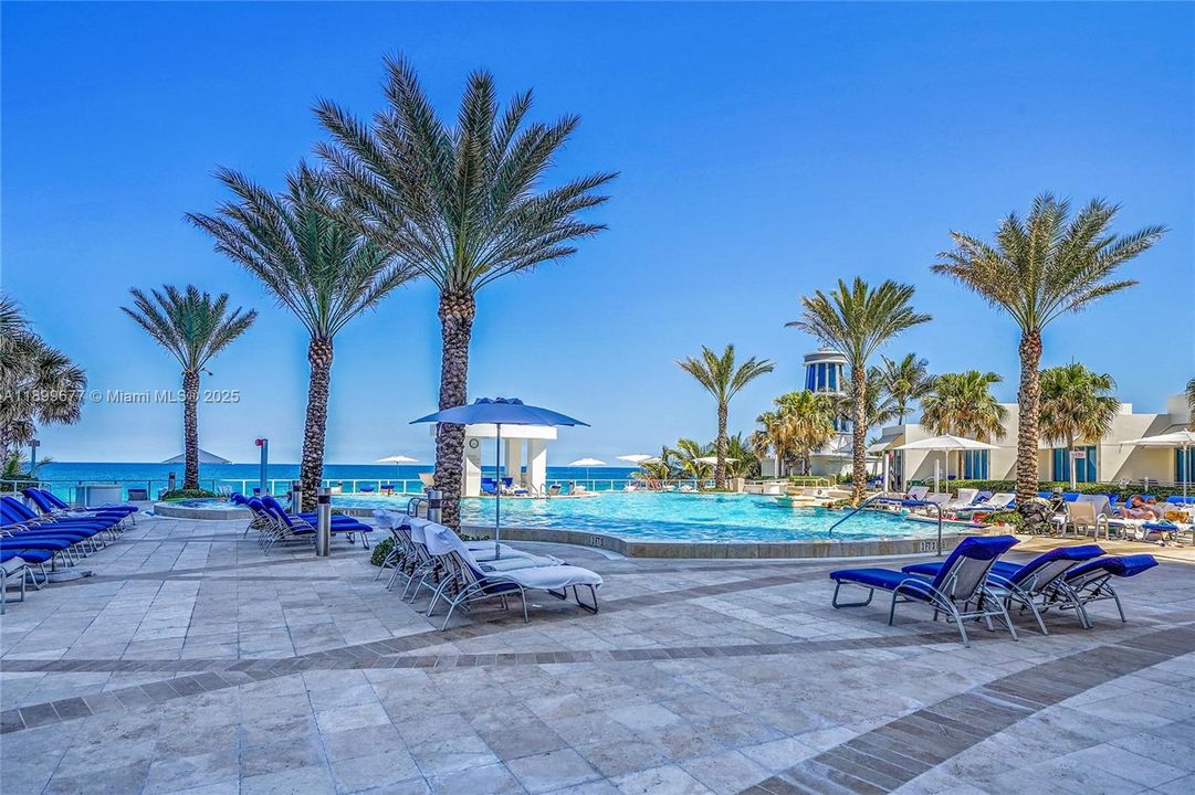 For Rent: $9,000 (3 beds, 3 baths, 2308 Square Feet)