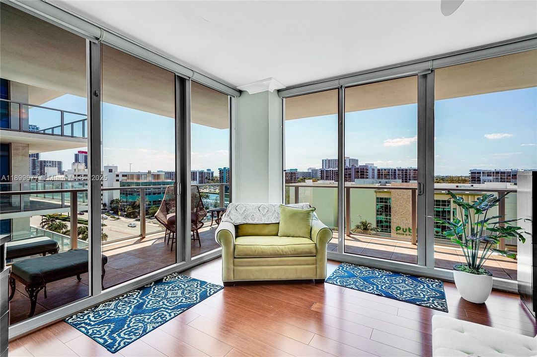 For Rent: $9,000 (3 beds, 3 baths, 2308 Square Feet)