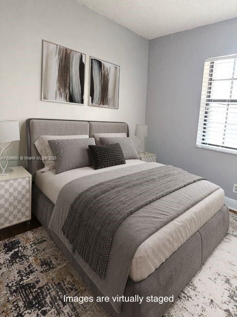 For Rent: $3,000 (3 beds, 3 baths, 1318 Square Feet)