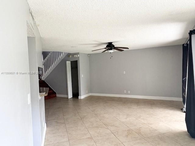 For Rent: $3,000 (3 beds, 3 baths, 1318 Square Feet)