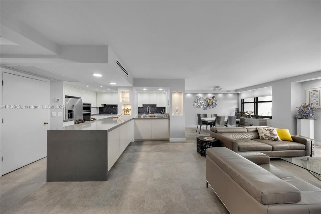 For Rent: $8,500 (2 beds, 2 baths, 1688 Square Feet)