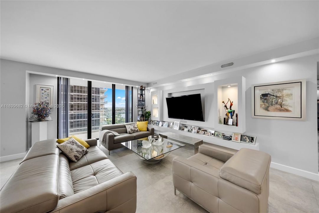 For Rent: $8,500 (2 beds, 2 baths, 1688 Square Feet)